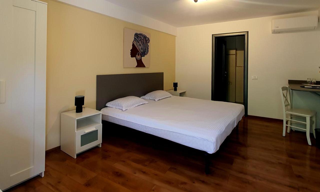 Vila Sia Bucharest Exterior photo