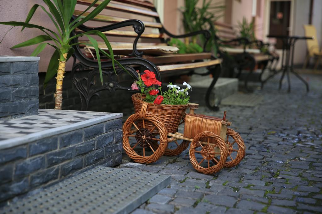 Vila Sia Bucharest Exterior photo